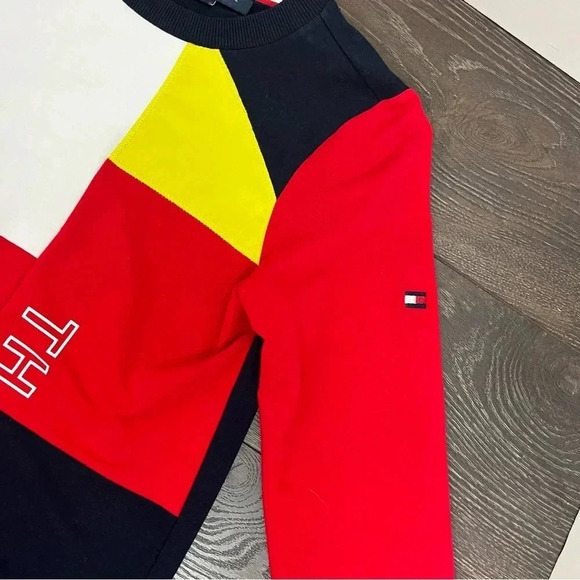 VINTAGE TOMMY HILFIGER CREWNECK SWEATSHIRT MENS - Picture 3 of 4